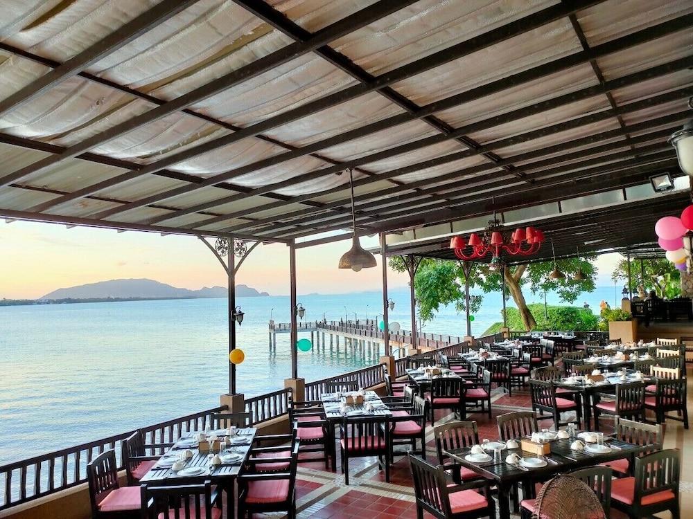 Racha Kiri Resort & Spa, Khanom Exterior photo